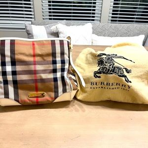 Vintage Burberry handbag.